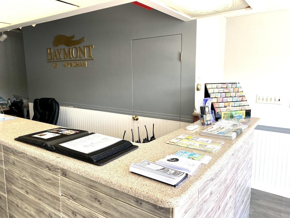 Baymont By Wyndham بحيرة جورج المظهر الخارجي الصورة